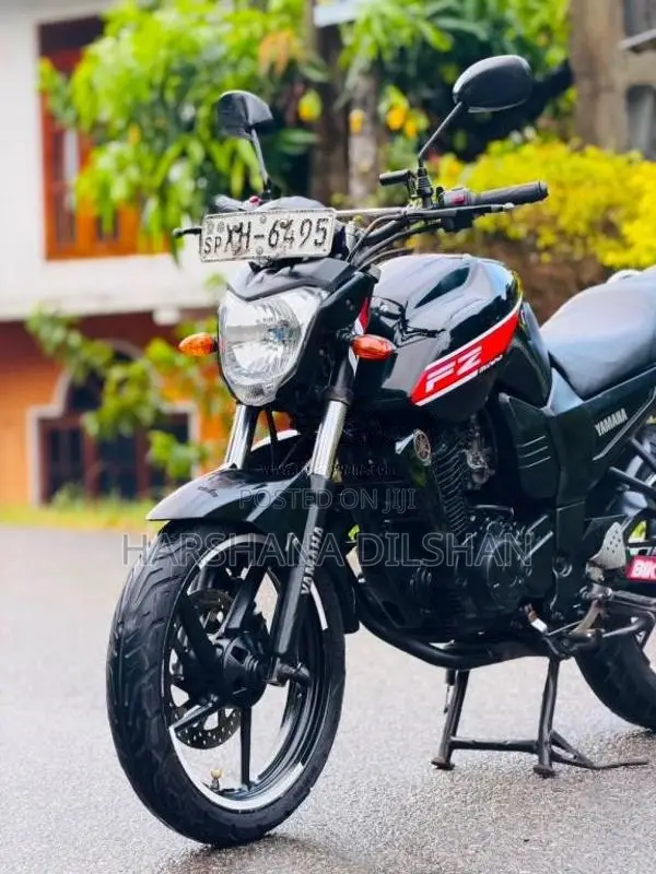 Yamaha FZ 2011 Motorbike (Used)