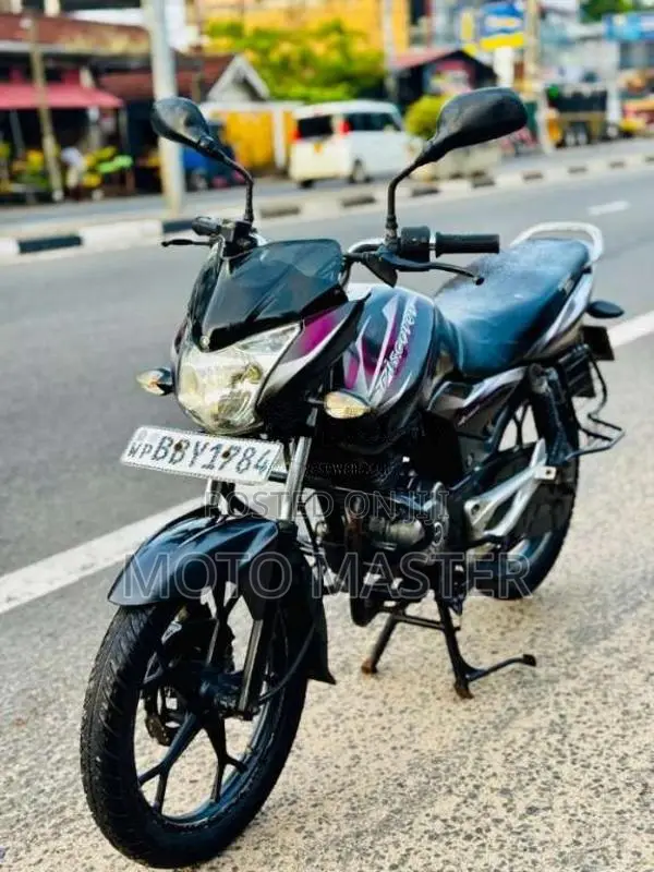 Bajaj Discover 2015 Motorbike (Used)