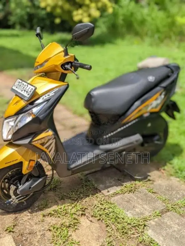 Honda Dio 2019 Motorbike (Used)