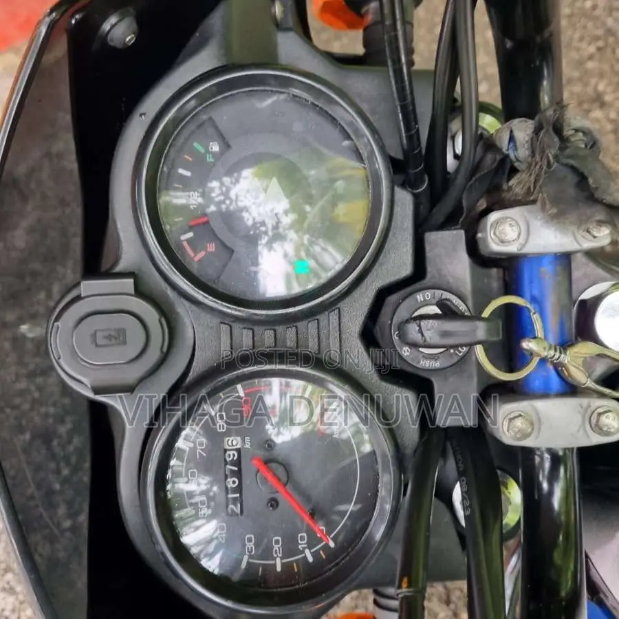 Bajaj CT-100 2023 Motorbike (Used)