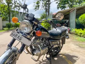 Suzuki GN125 2013 Motorbike (Used)
