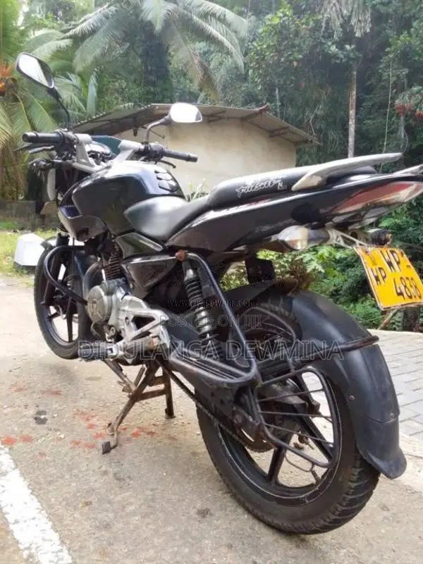 Bajaj Pulsar 135 2011 Motorbike (Used)