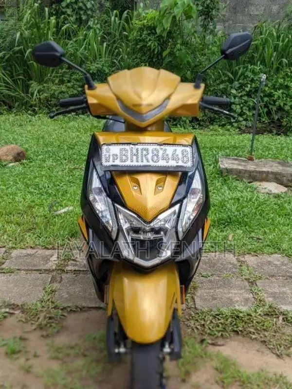 Honda Dio 2019 Motorbike (Used)