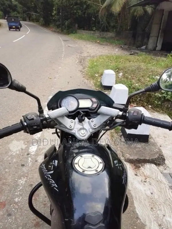 Bajaj Pulsar 135 2011 Motorbike (Used)
