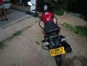 Hero-Honda Hunk 2011 Motorbike (Used)