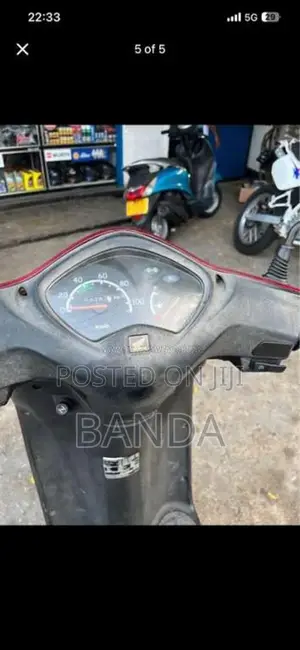 Honda Honda 2018 Motorbike (Used)
