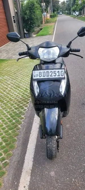 Honda Activa 2016 Motorbike (Used)