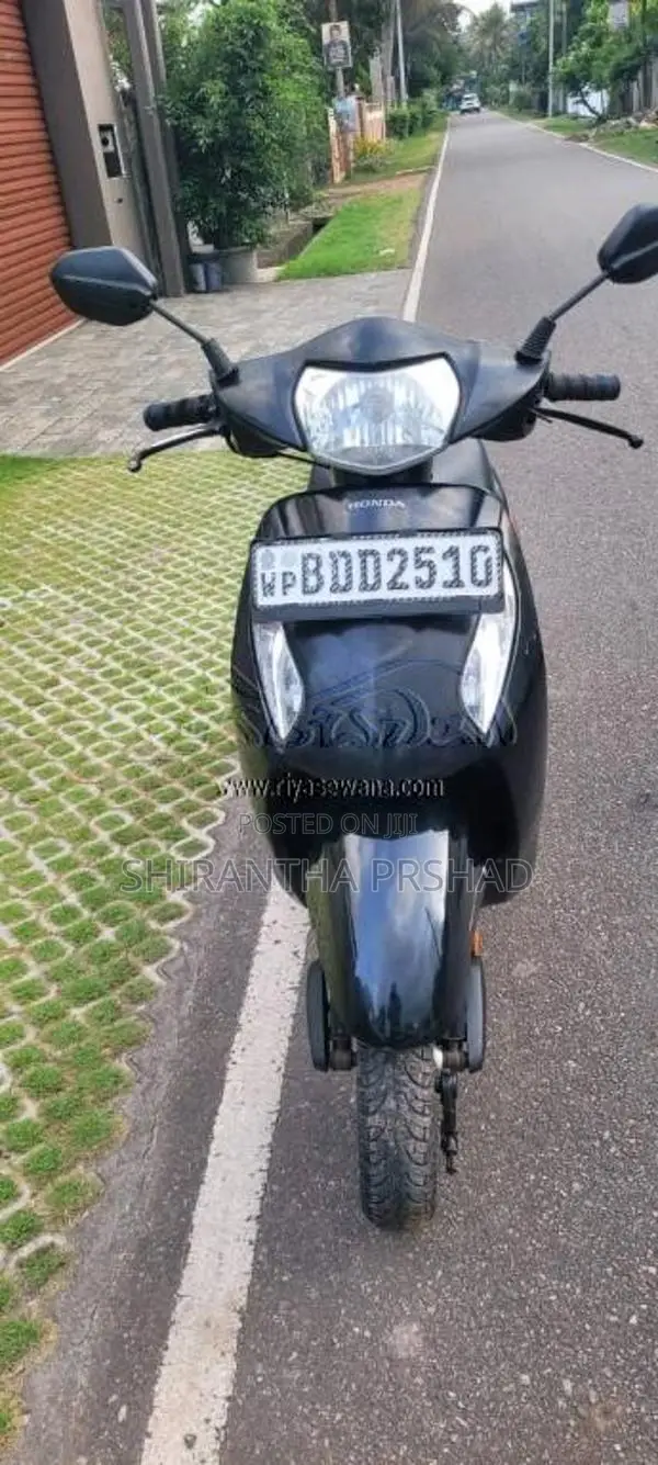 Honda Activa 2016 Motorbike (Used)