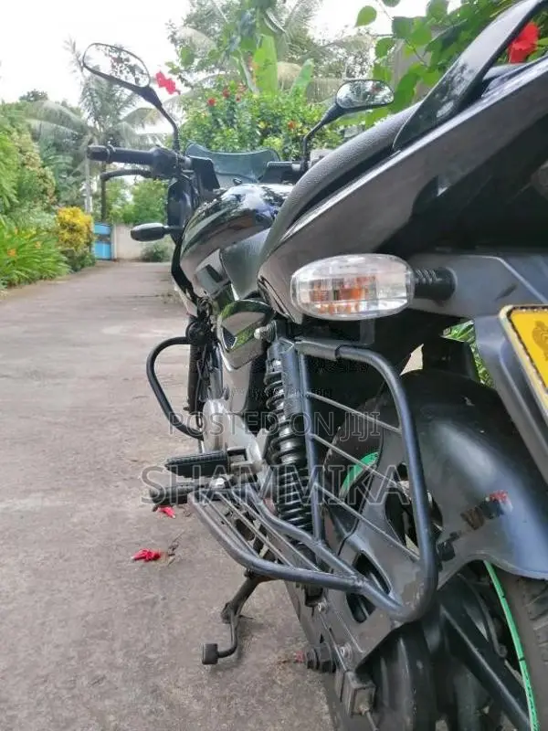 Bajaj Pulsar 2016 Motorbike (Used)