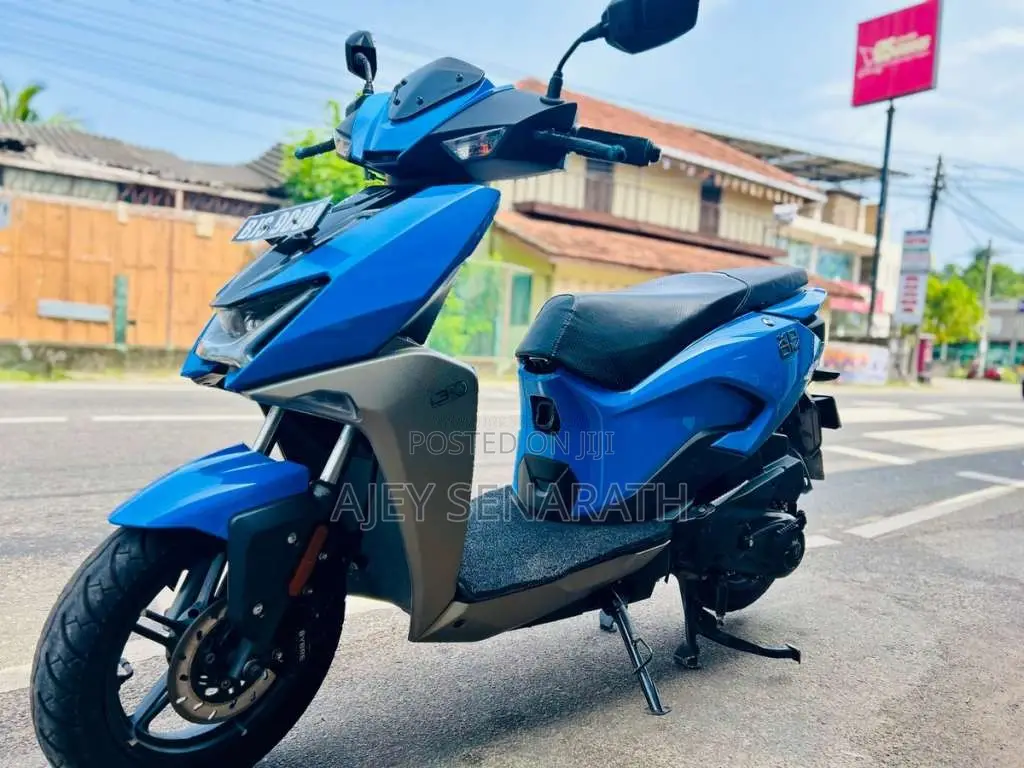 Hero XOOM 110 CARBURETOR 2025 Motorbike (Used)