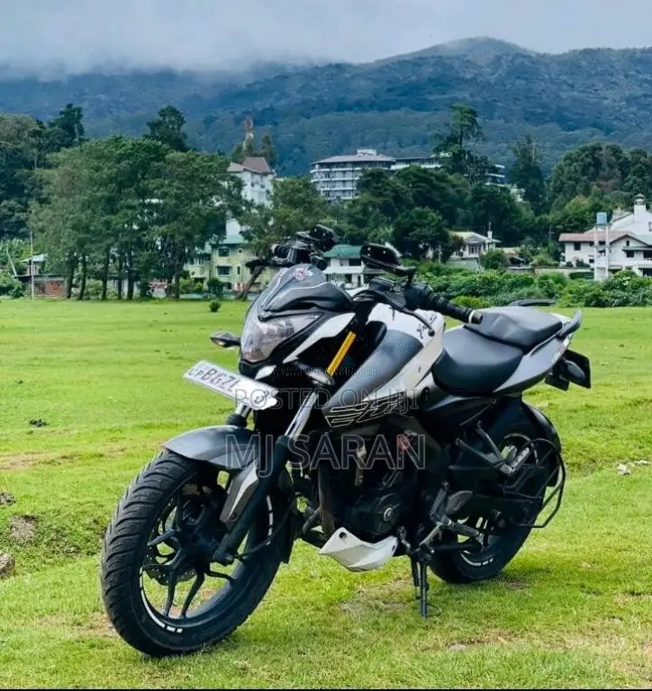 Bajaj Pulsar NS200 2018 Motorbike (Used)