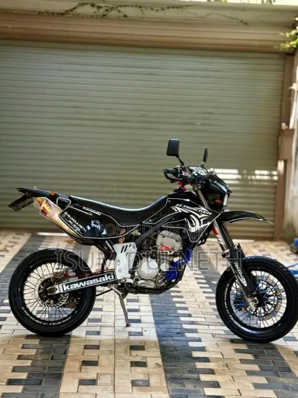 Kawasaki D Tracker 2024 Motorbike (Used)