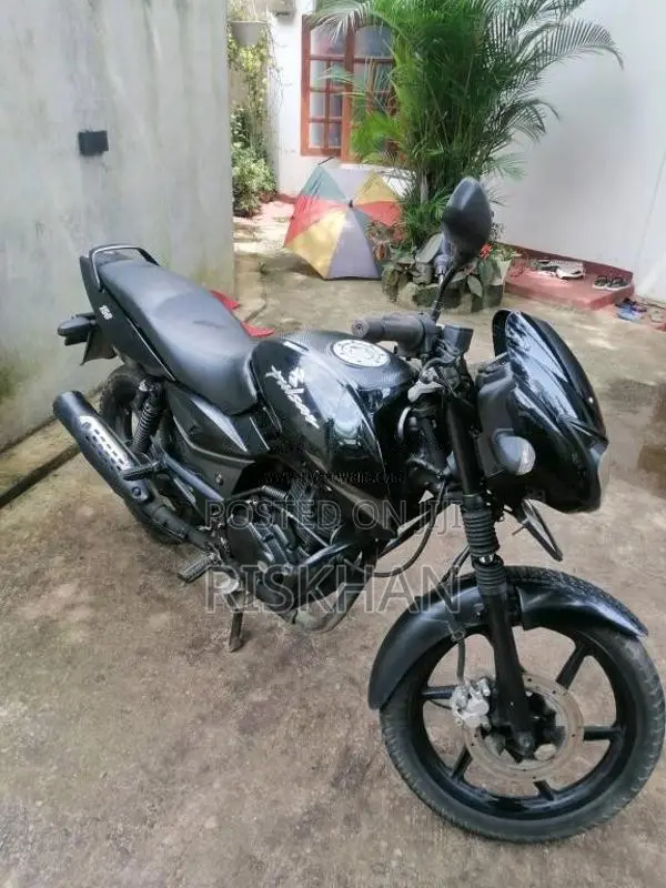 Bajaj Pulsar 150 2010 Motorbike (Used)