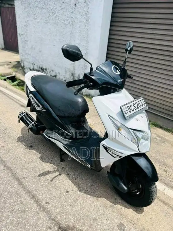 Honda Dio 2015 Motorbike (Used)