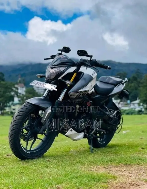 Bajaj Pulsar NS200 2018 Motorbike (Used)