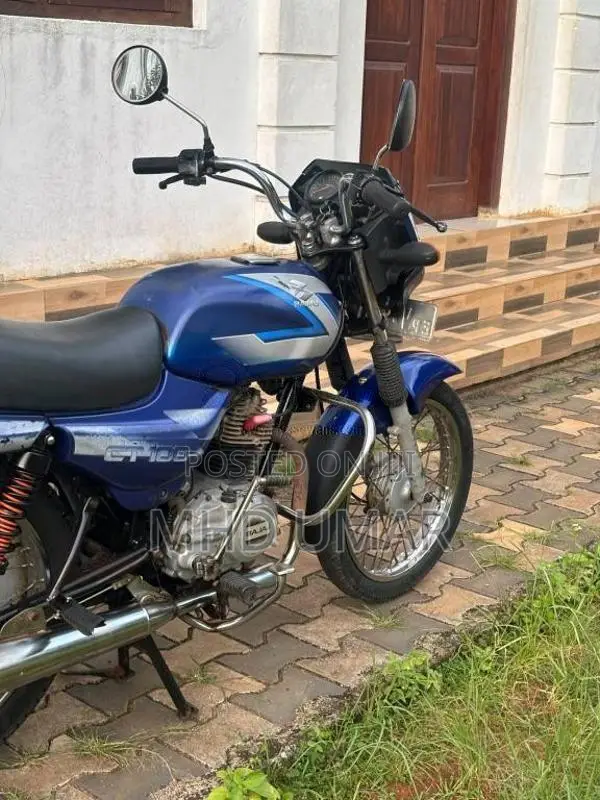 Bajaj CT-100 2010 Motorbike (Used)