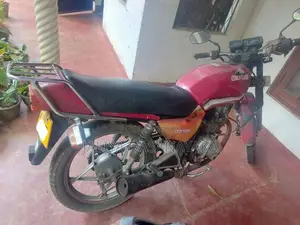 Suzuki GS125 UmaZaki 2003 Motorbike (Used)