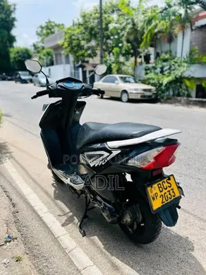 Honda Dio 2015 Motorbike (Used)