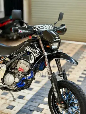 Kawasaki D Tracker 2024 Motorbike (Used)