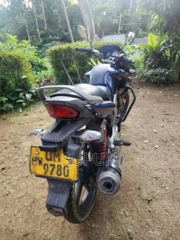 Hero-Honda Hunk 2009 Motorbike (Used)