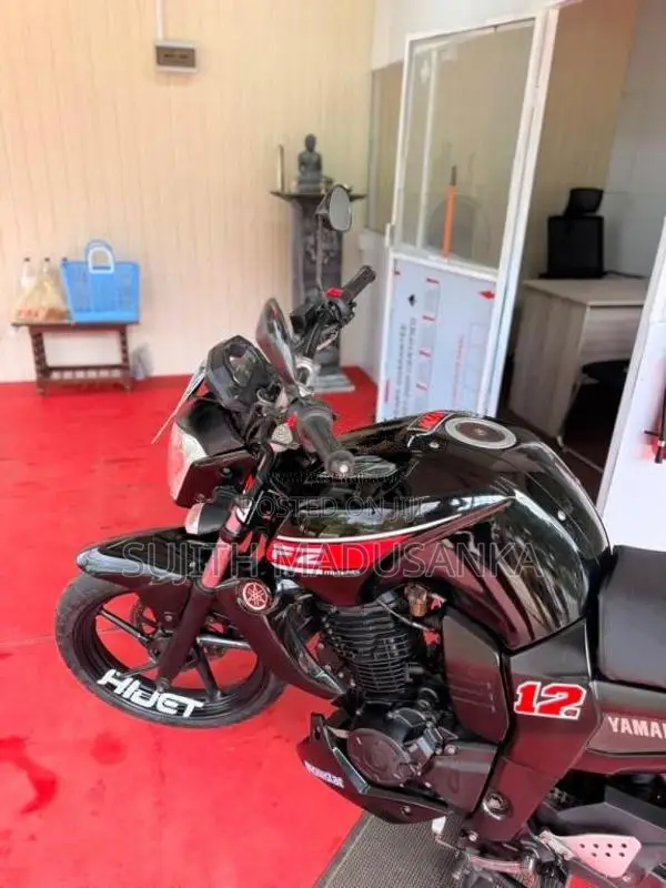 Yamaha Fz 2009 Motorbike (Used)