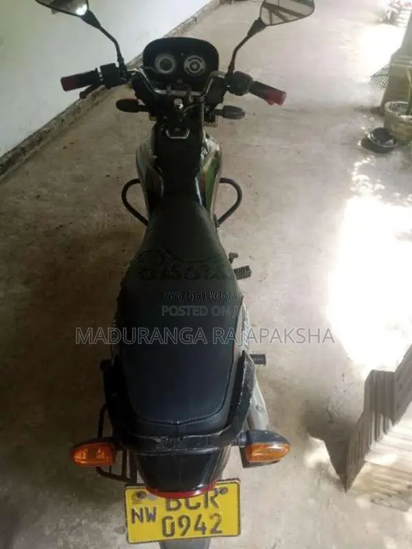 Bajaj Platina 2015 Motorbike (Used)