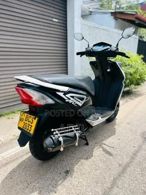 Honda Dio 2015 Motorbike (Used)
