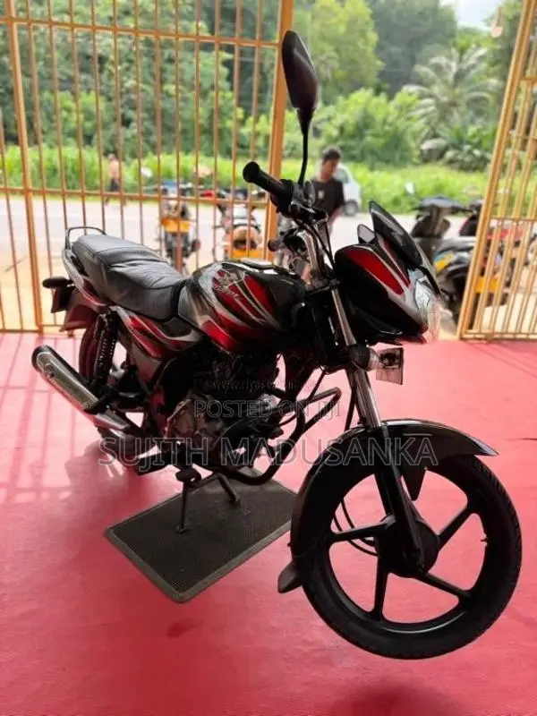 Bajaj Discover 2012 Motorbike (Used)