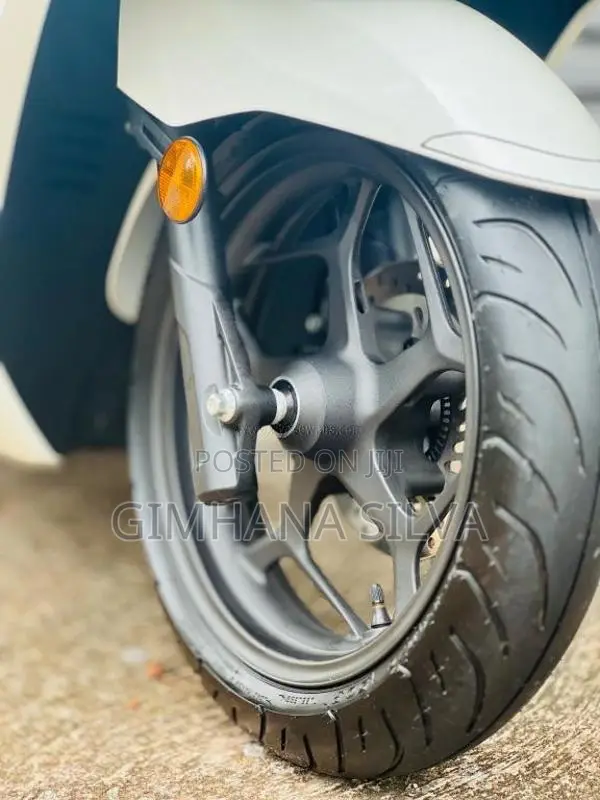 Honda Pcx 2025 Motorbike (Used)