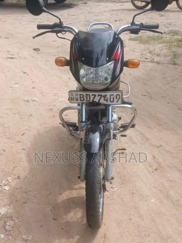 Bajaj CT-100 2016 Motorbike (Used)