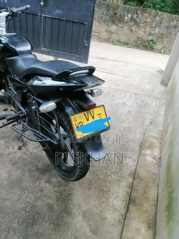 Bajaj Pulsar 150 2010 Motorbike (Used)