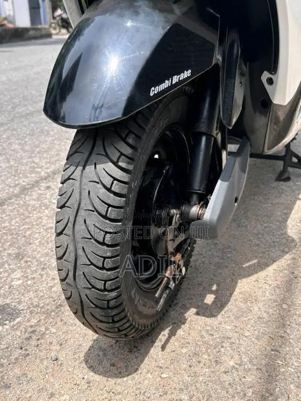 Honda Dio 2015 Motorbike (Used)