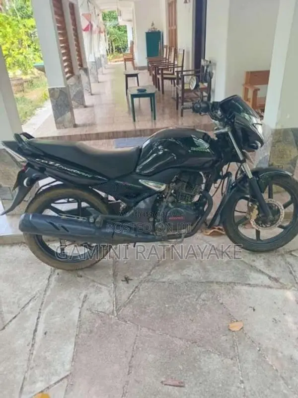 Honda Unicorn 2014 Motorbike (Used)