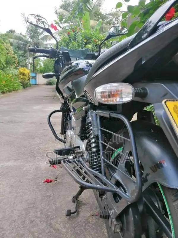 Bajaj Pulsar 2016 Motorbike (Used)
