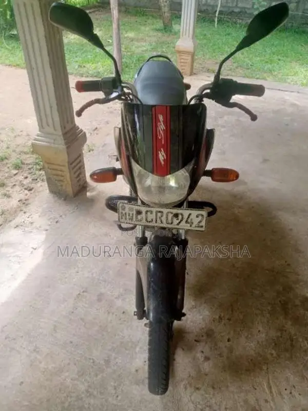 Bajaj Platina 2015 Motorbike (Used)