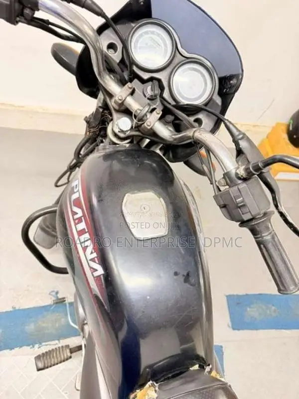 Bajaj Platina 2015 Motorbike (Used)