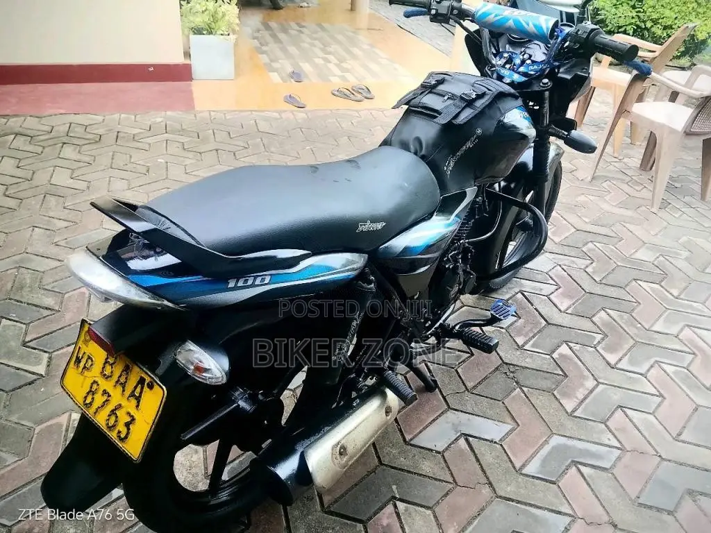Bajaj Discover 2013 Motorbike (Used)