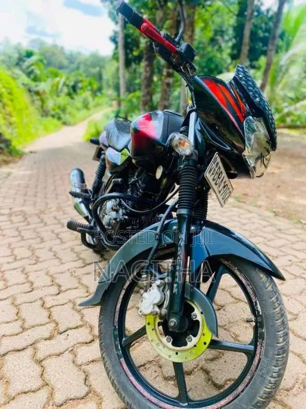 Bajaj Discover 2014 Motorbike (Used)