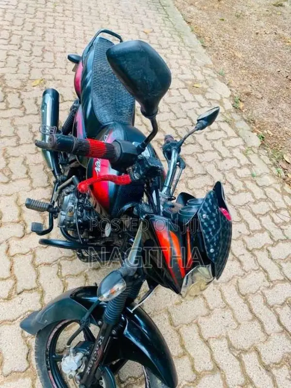 Bajaj Discover 2014 Motorbike (Used)