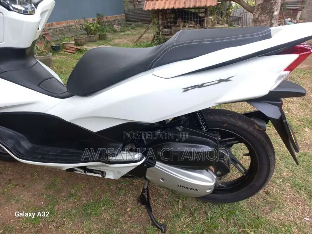 Honda Pcx 2017 Motorbike (Used)