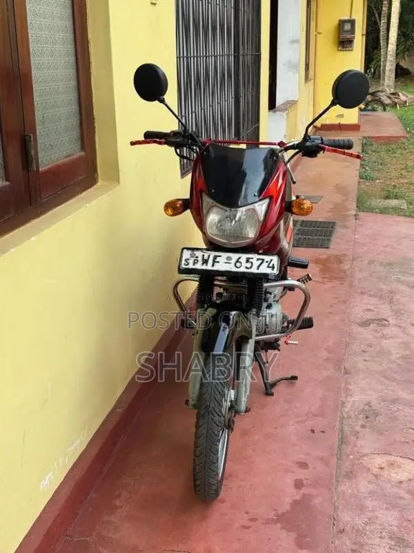 Bajaj CT-100 2010 Motorbike (Used)