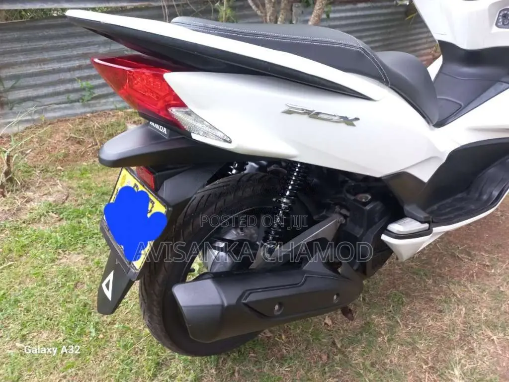Honda Pcx 2017 Motorbike (Used)