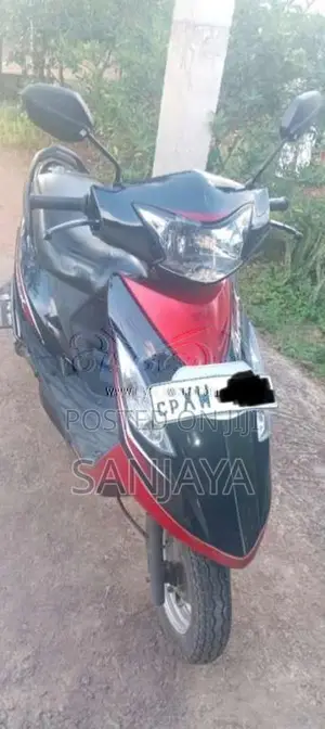 TVS Scooty Streak 2012 Motorbike (Used)