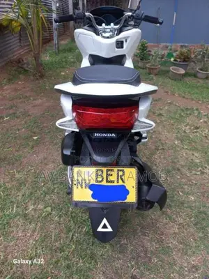 Honda Pcx 2017 Motorbike (Used)