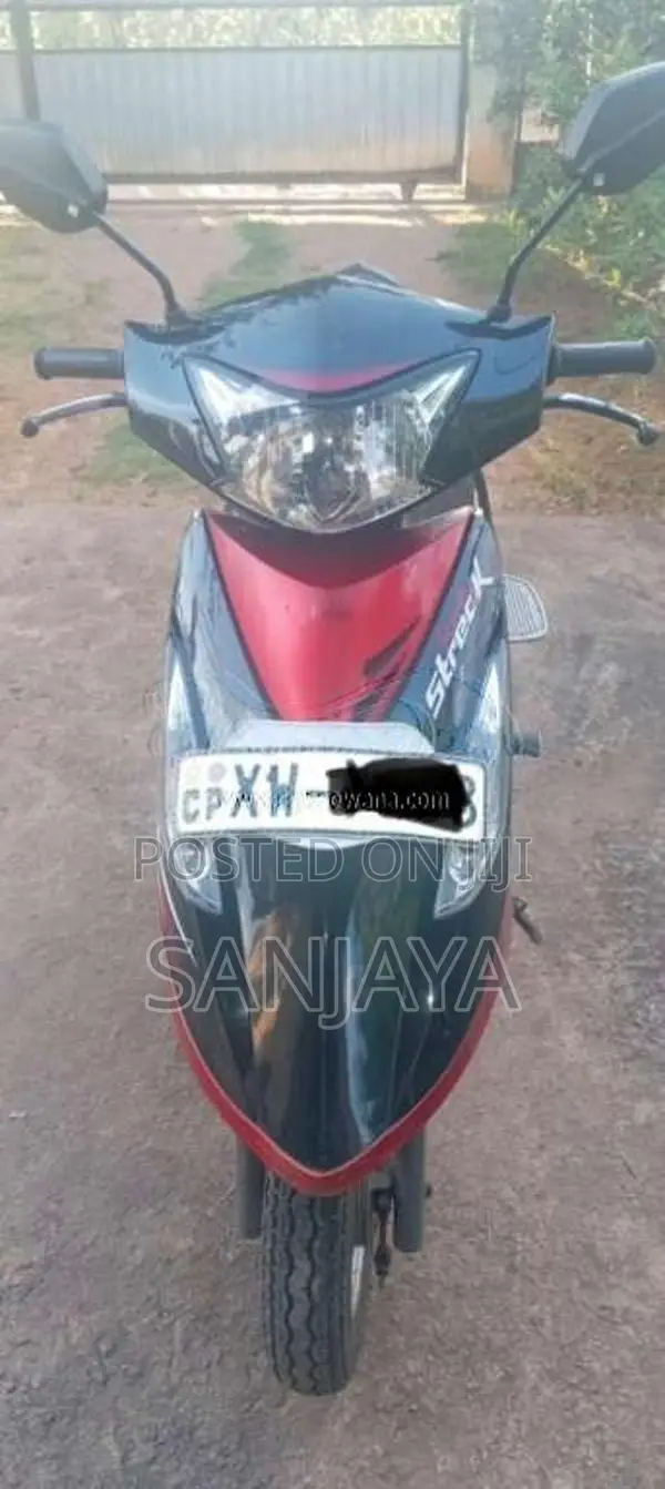 TVS Scooty Streak 2012 Motorbike (Used)