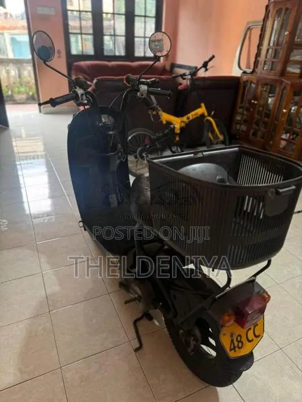 Suzuki Choi Nori 2018 Motorbike (Used)