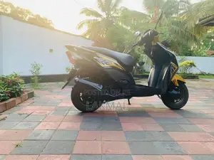 Honda Dio DX 2020 Motorbike (Used)