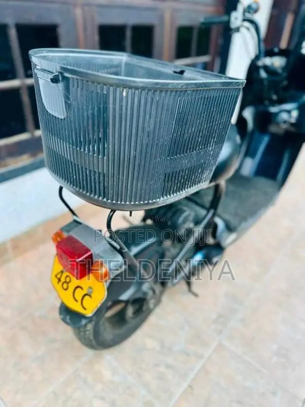 Suzuki Choi Nori 2018 Motorbike (Used)