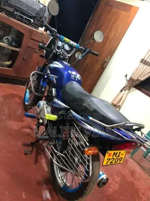 Bajaj CT-100 2005 Motorbike (Used)