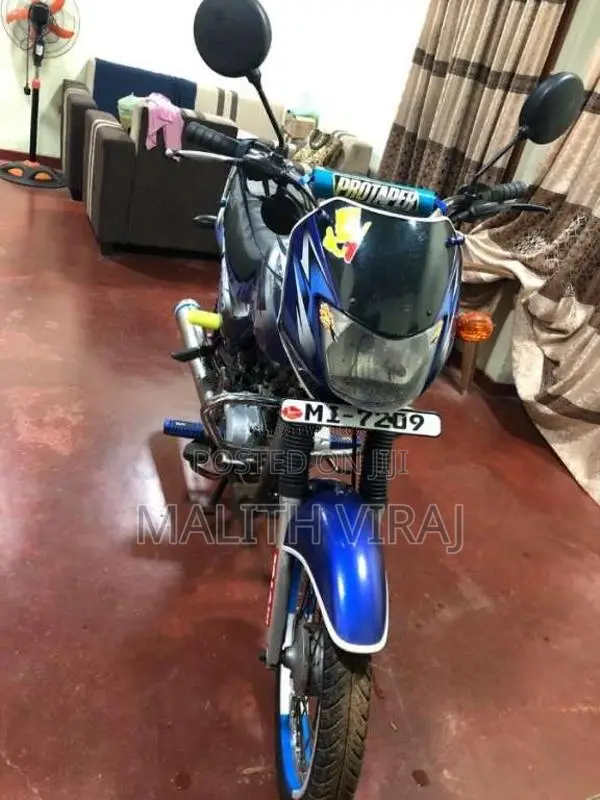 Bajaj CT-100 2005 Motorbike (Used)